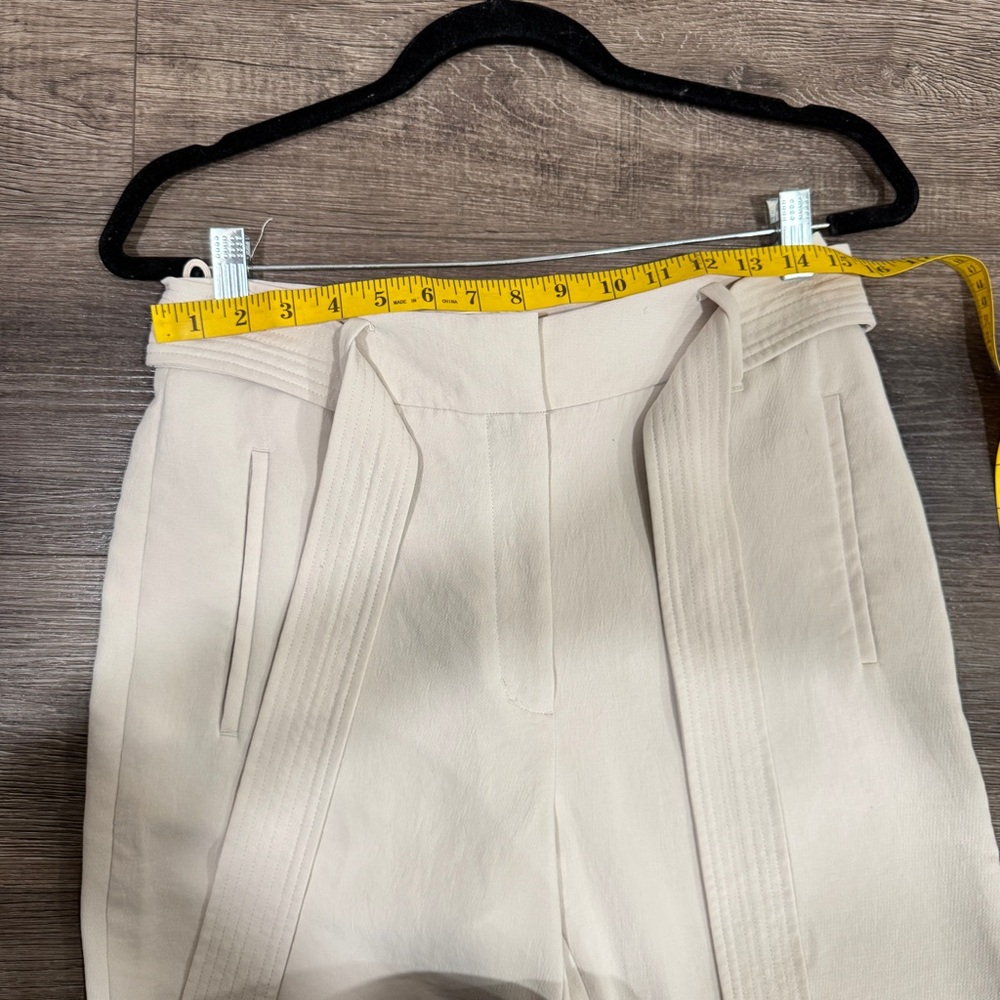 Wilfred Cream Women's Trousers
Tie-front Pant size 8 - Picture 9 of 13